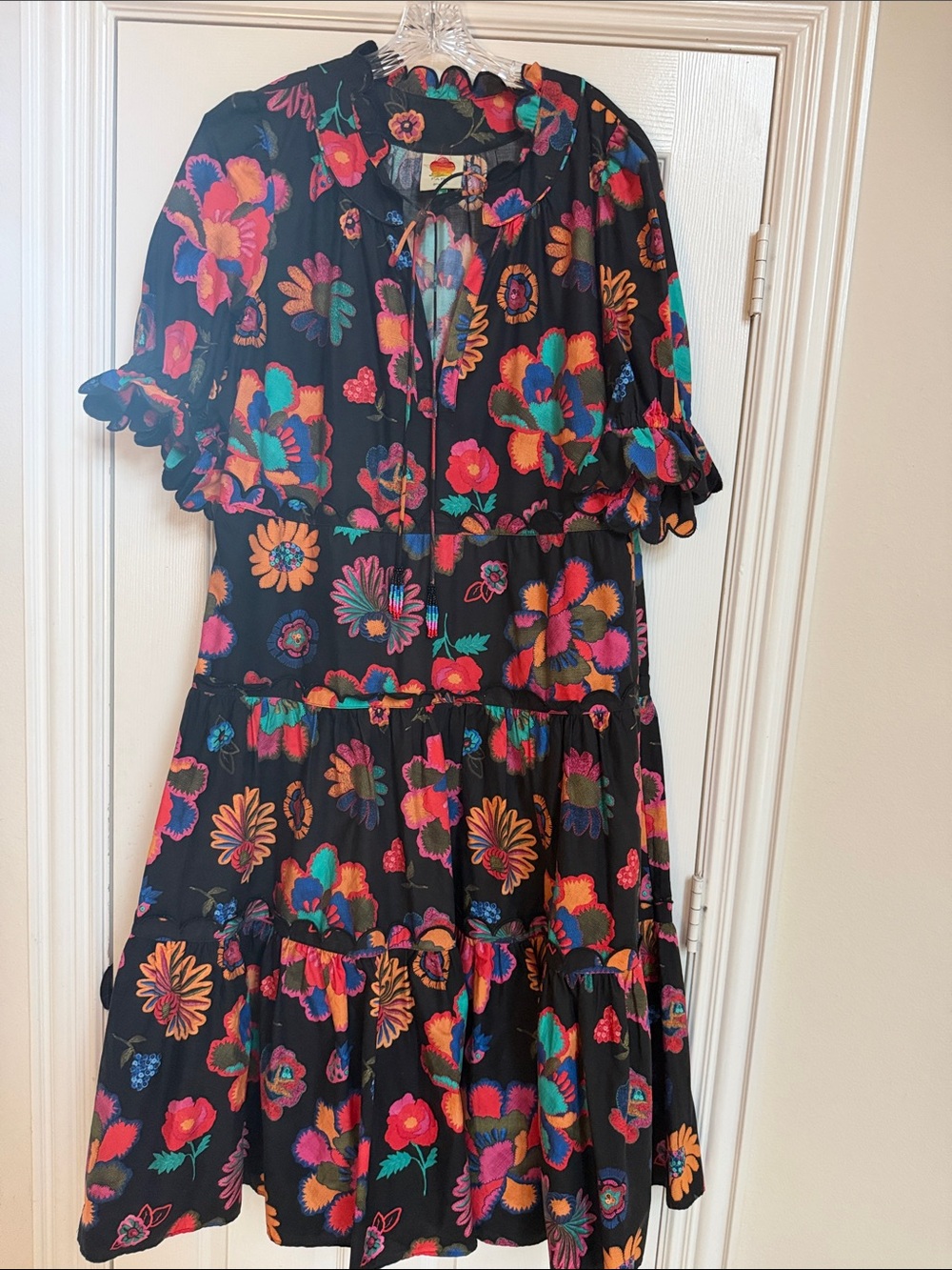 FARM Rio Floral Black Multicolor Dress with Scallop Details XL